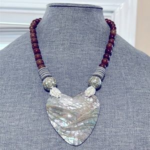 Vintage Agate Mother of Pearl Necklace